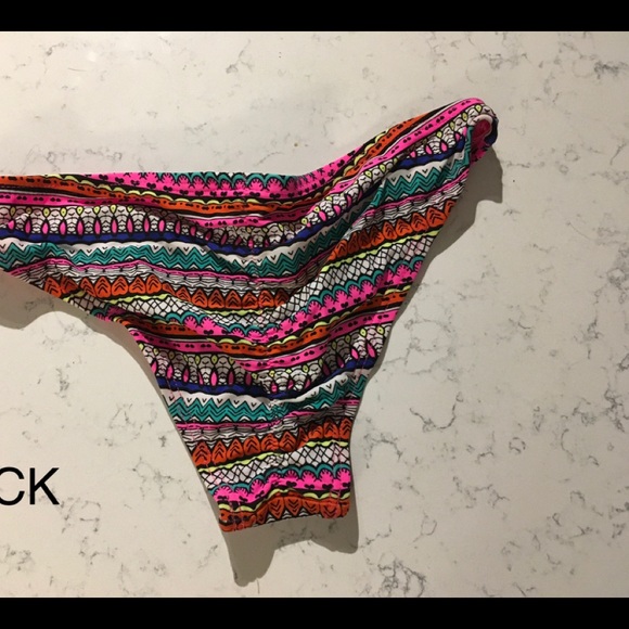 New Swim Bottom Boho XS *add to bundle for $1* - Picture 2 of 4